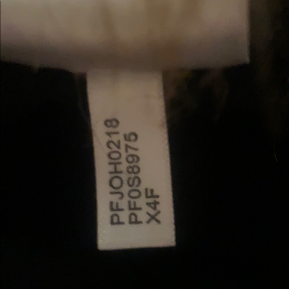 Calvin Klein - Picture 5 of 6